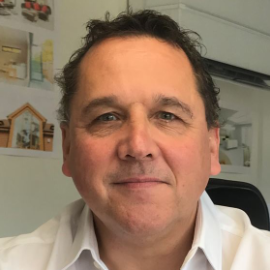 Kingsley Hughes Headshot